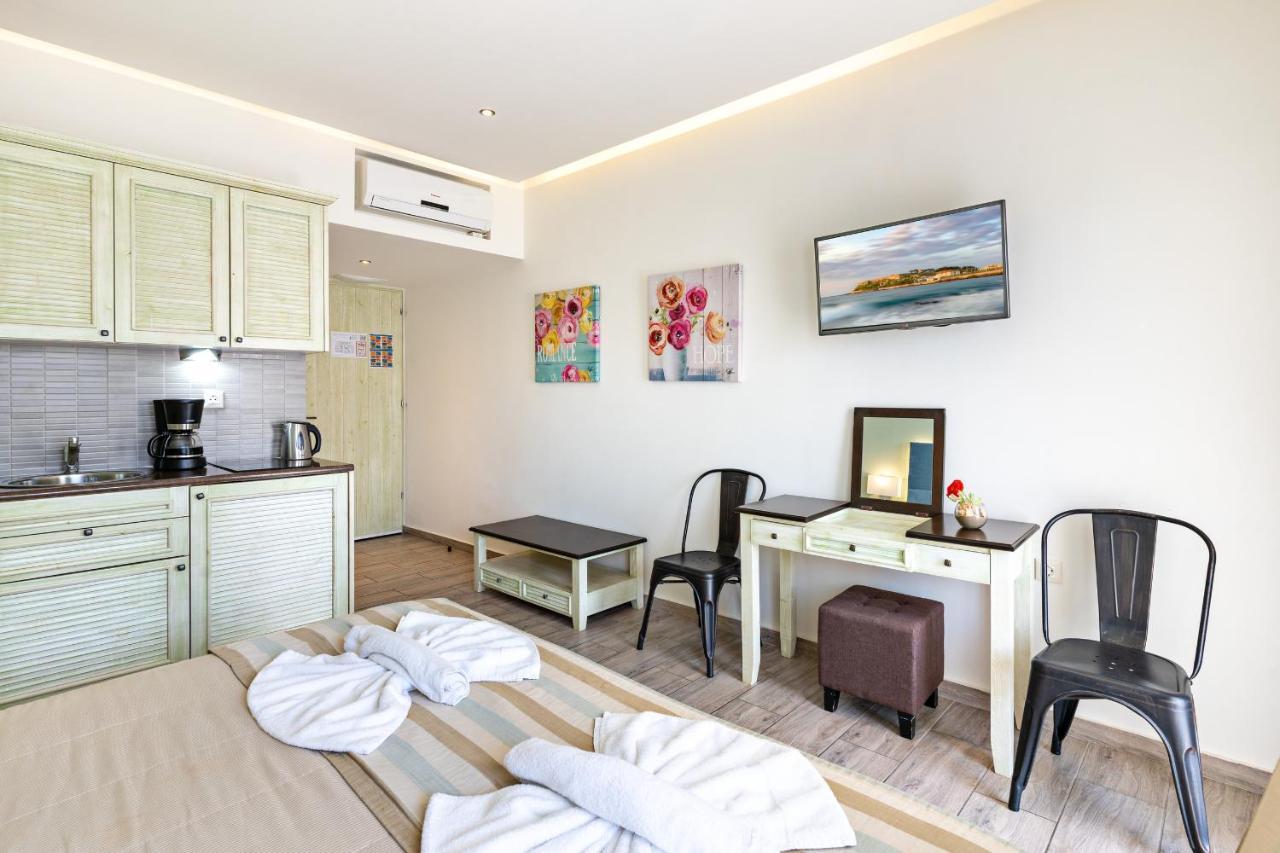 Princess Irini Sea Front Aparthotel Rethymno Esterno foto