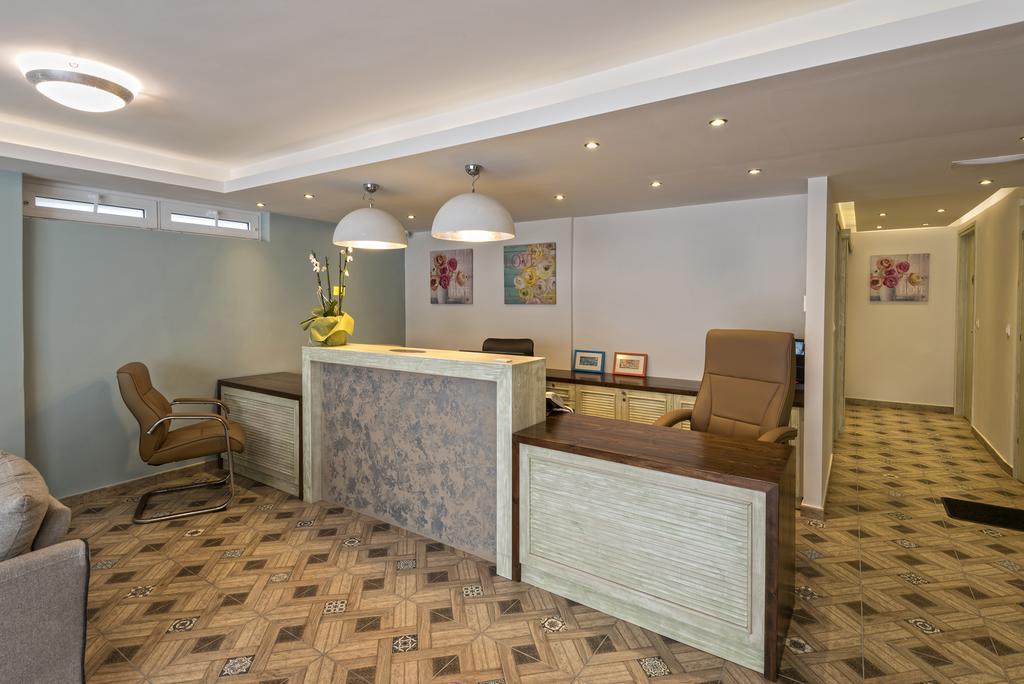 Princess Irini Sea Front Aparthotel Rethymno Esterno foto